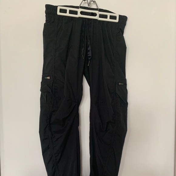 Lululemon Flash Pant - Size 4 - Picture 5 of 5